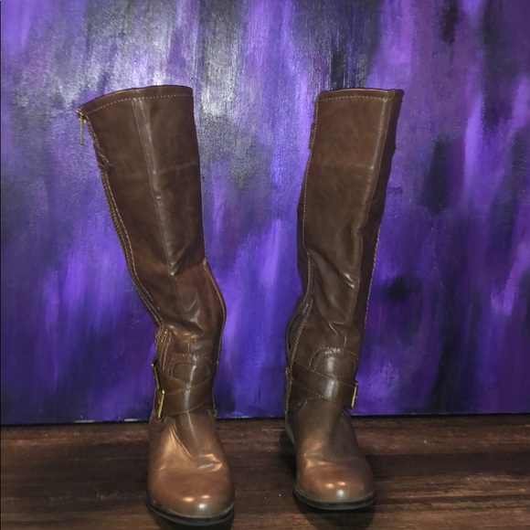 Brown Riding Boots - Picture 2 of 5